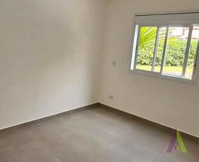  Apartamento em Bairro Tradicional de São Roque! 