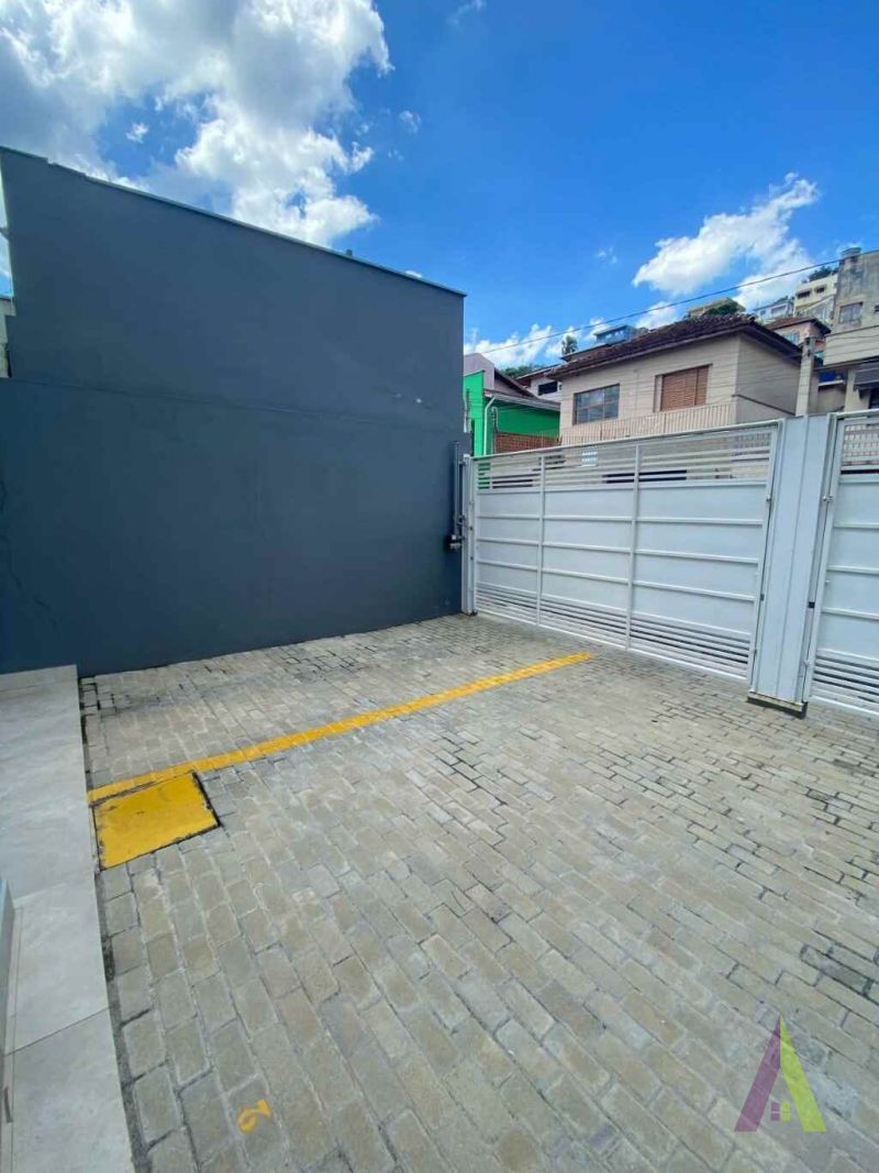 Apartamento Mobiliado em Bairro Tradicional de São Roque! 