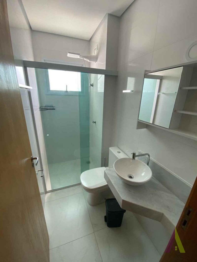 Apartamento Mobiliado em Bairro Tradicional de São Roque! 