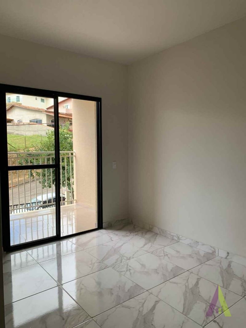 Apartamento Amplo em São Roque!
