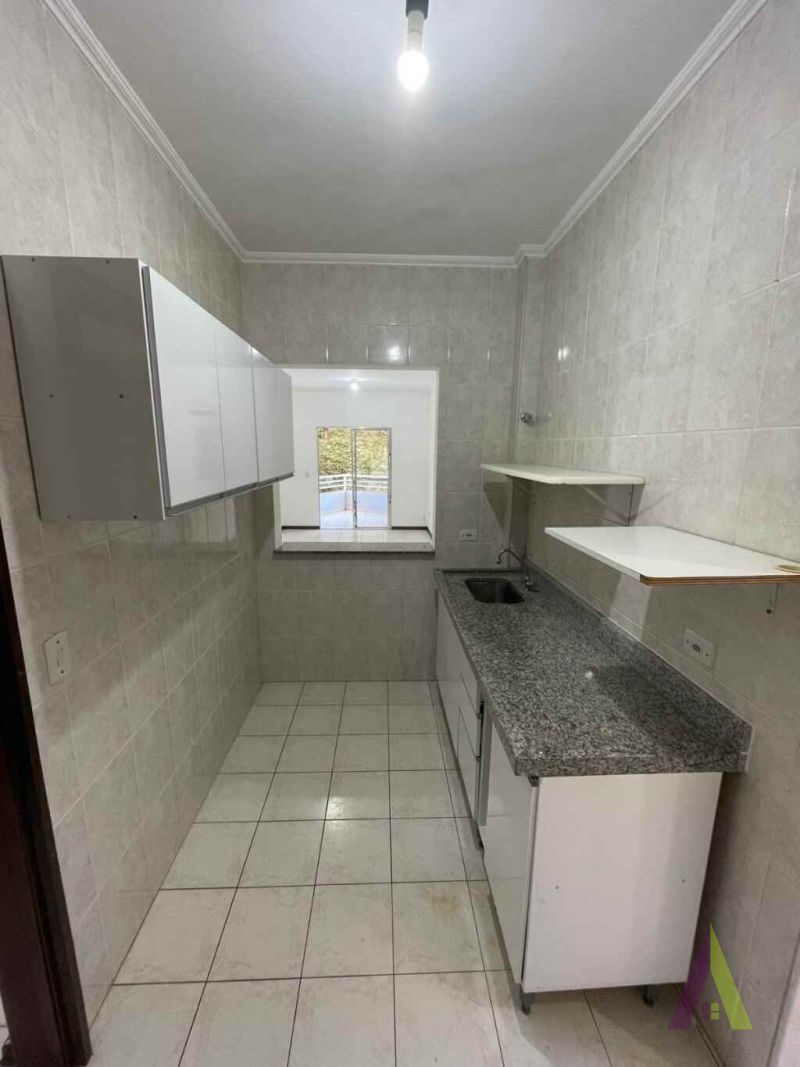 Apartamento no Centro de São Roque!