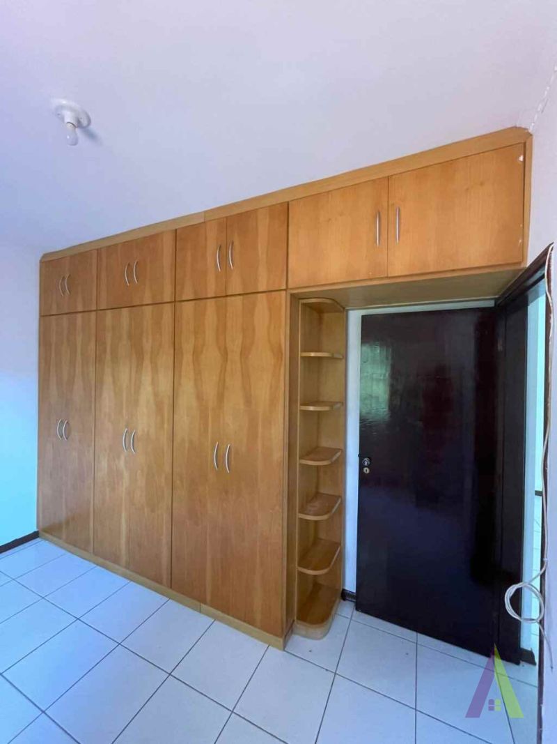 Apartamento no Centro de São Roque!