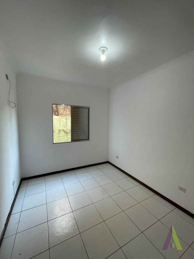 Apartamento no Centro de São Roque!