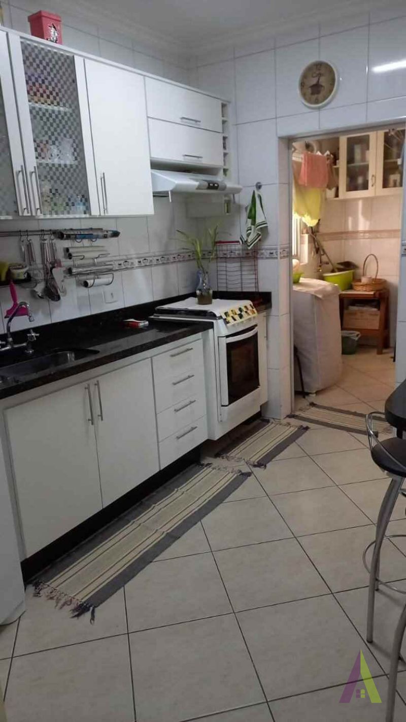 Apartamento Semi  Mobiliado no Centro de São Roque!