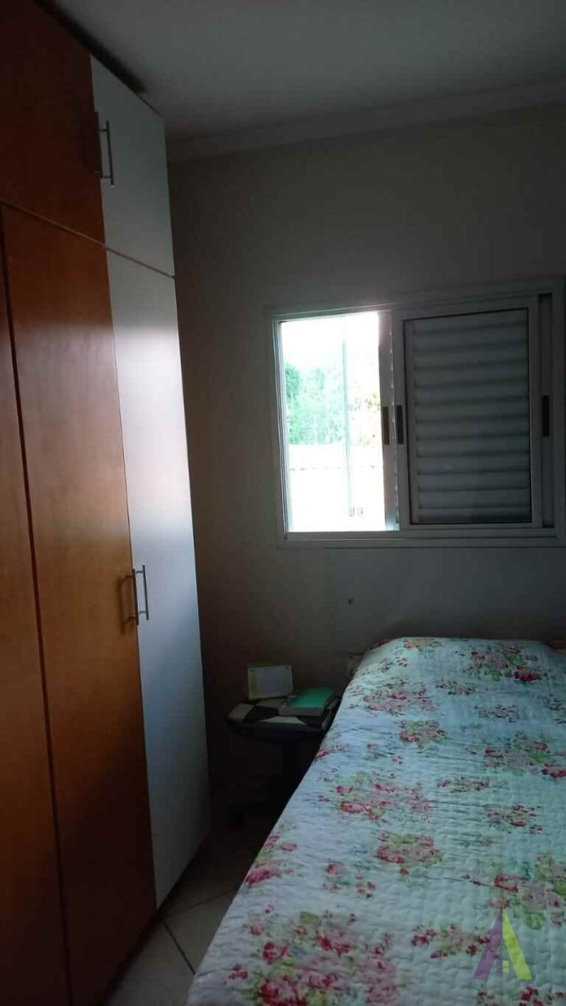 Apartamento Semi  Mobiliado no Centro de São Roque!