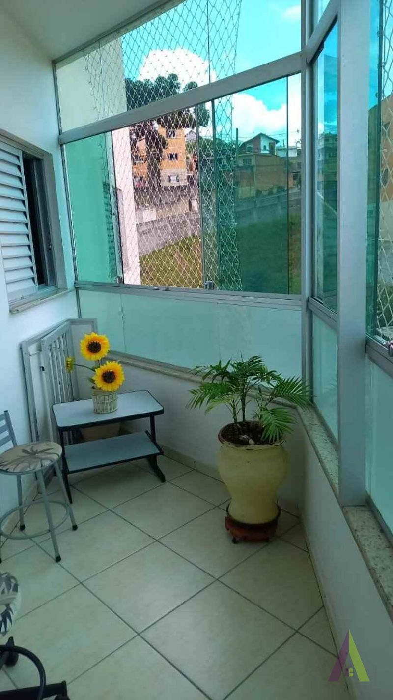 Apartamento Semi  Mobiliado no Centro de São Roque!