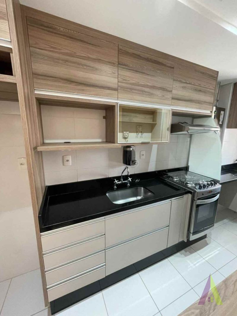 Apartamento Rico em Planejados  em Condomínio Clube em São Roque!