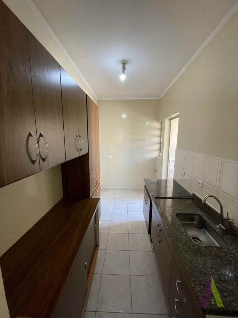 Apartamento no Centro de São Roque!