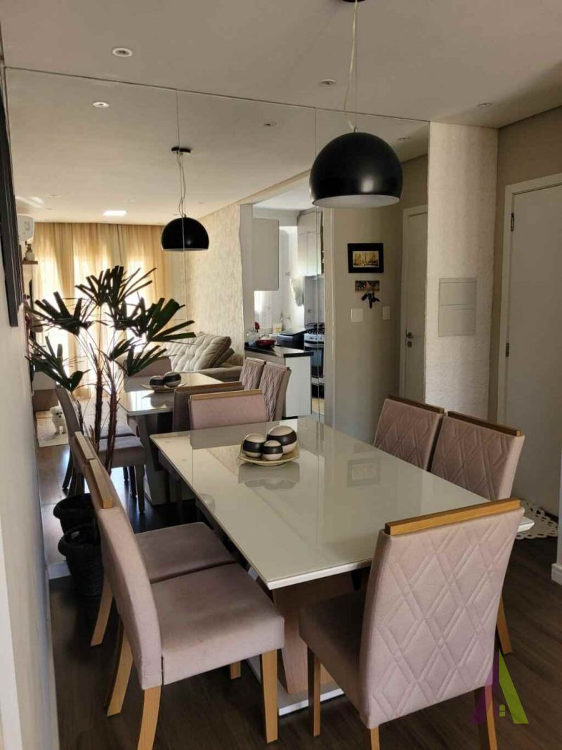 Apartamento em Condomínio Clube de São Roque!