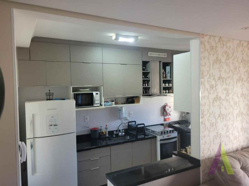 Apartamento em Condomínio Clube de São Roque!