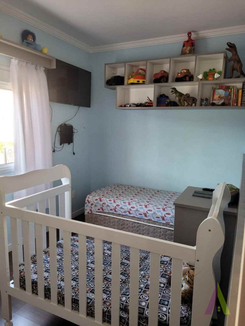 Apartamento em Condomínio Clube de São Roque!
