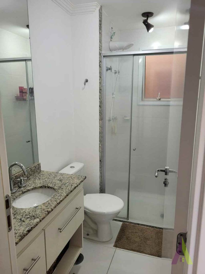 Apartamento em Condomínio Clube de São Roque!