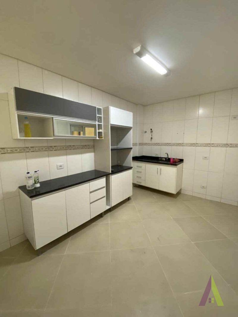 Apartamento no Centro de São Roque!