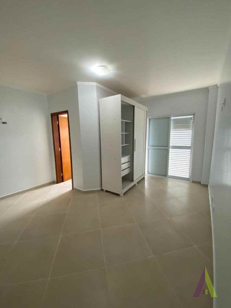 Apartamento no Centro de São Roque!