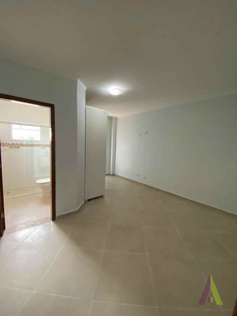 Apartamento no Centro de São Roque!