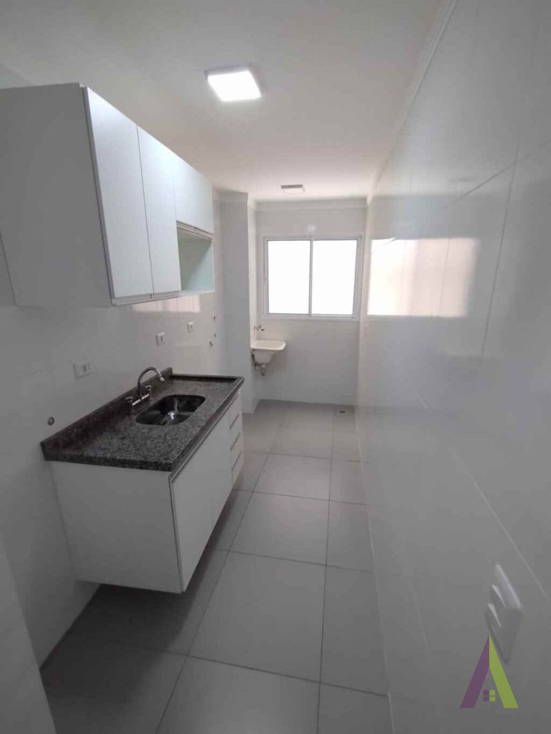  Apartamento em bairro tradicional de  São Roque! 