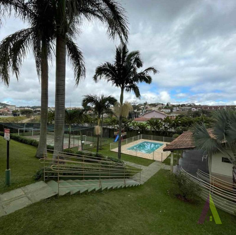 Apartamento com Sala de Jantar Integrada em São Roque!