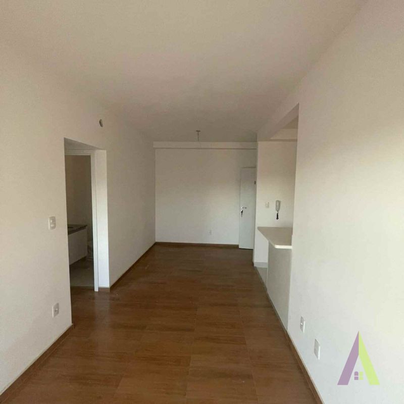 Apartamento Rico em Planejados situado em Condomínio Clube em São Roque!