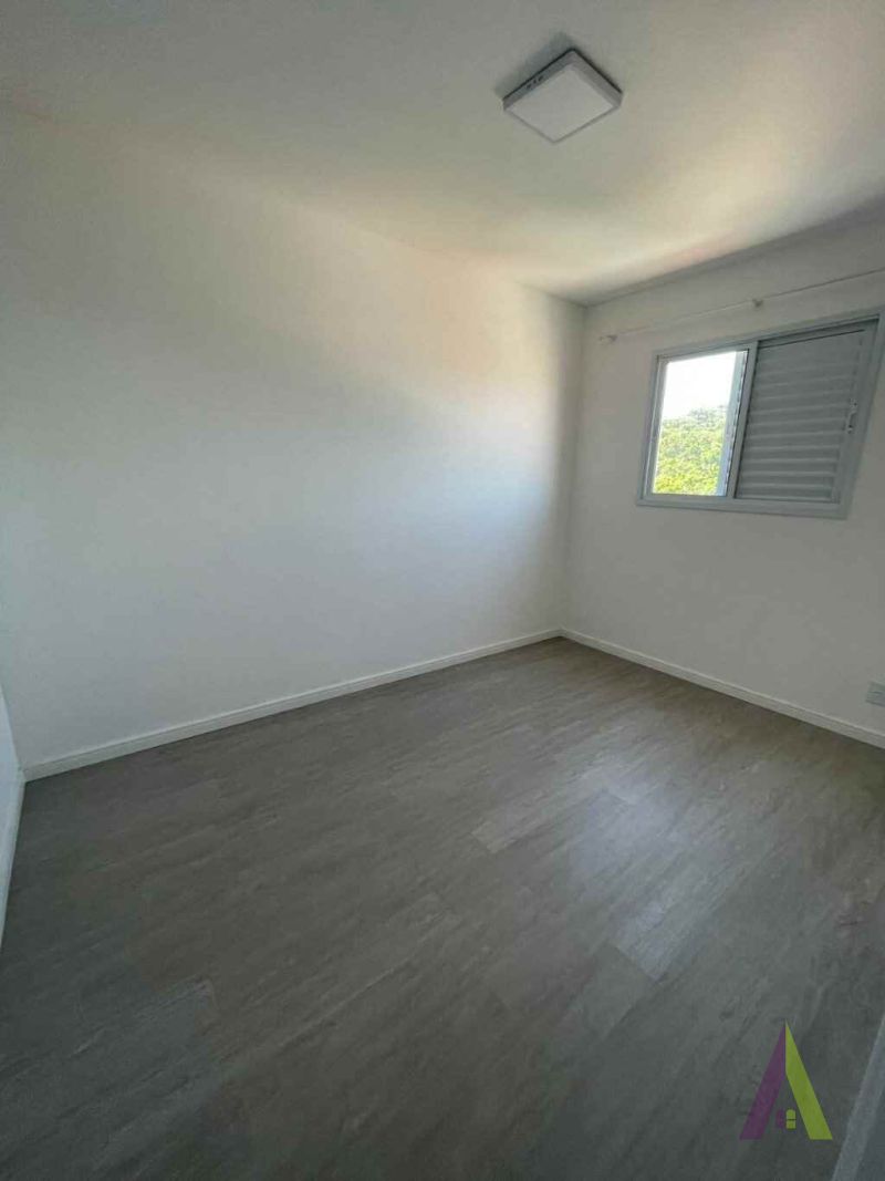 Apartamento Semi-Mobiliado no Coração de São Roque!
