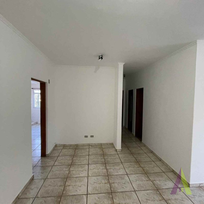  Apartamento Térreo no Centro da Cidade de São Roque!