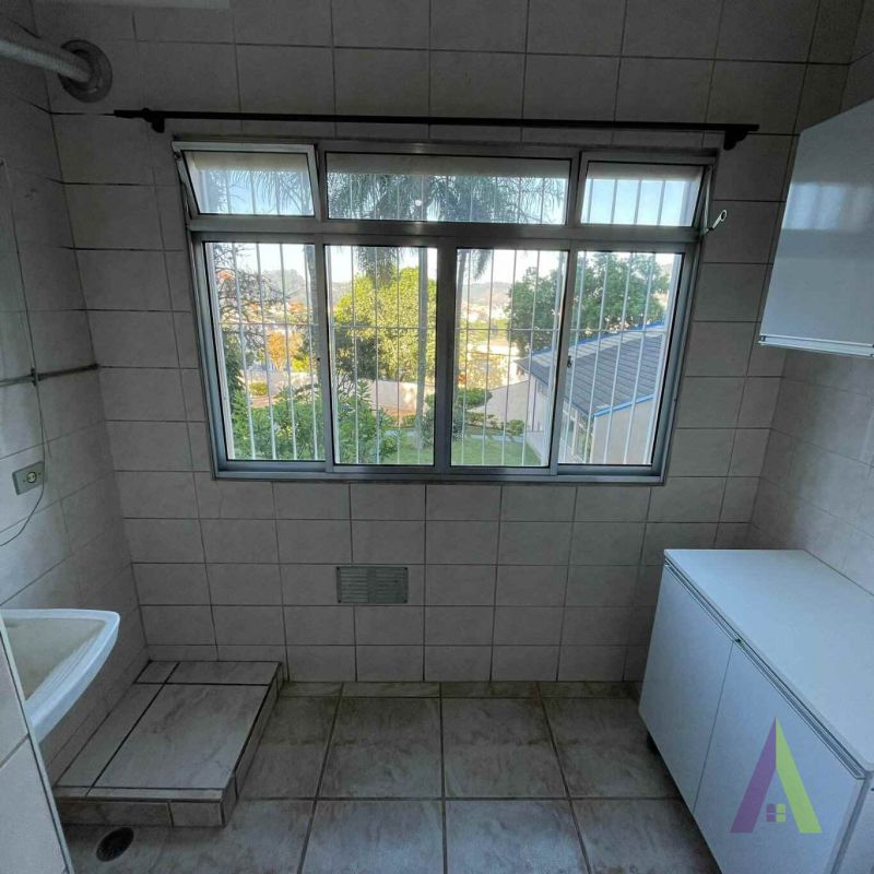  Apartamento Térreo no Centro da Cidade de São Roque!