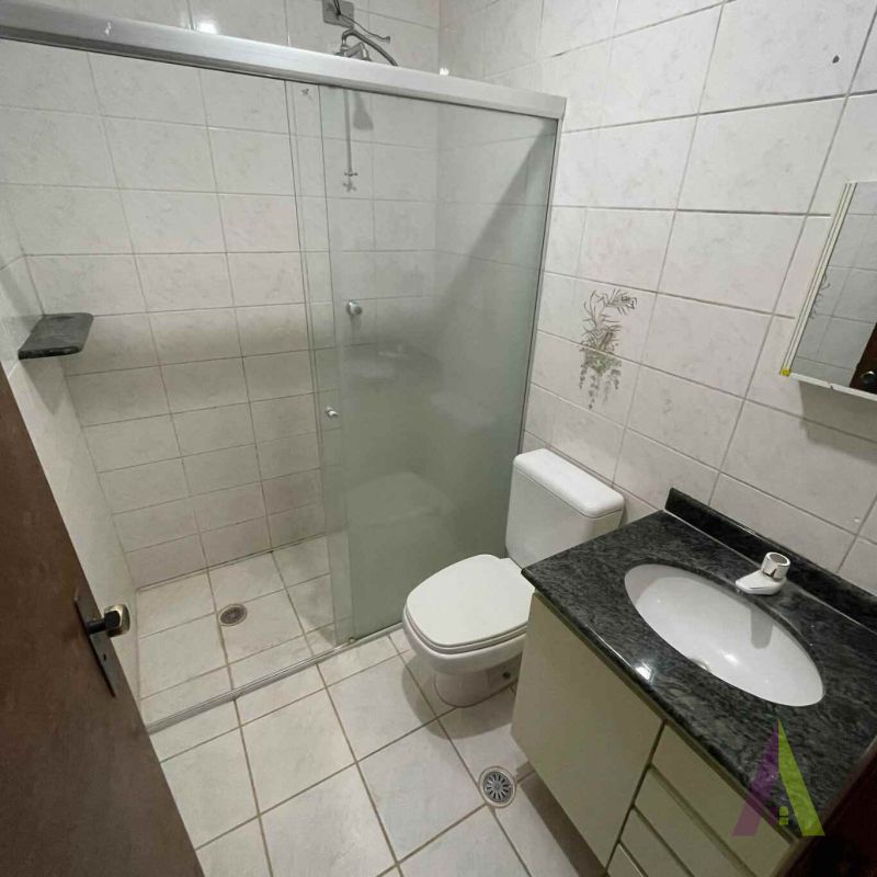  Apartamento Térreo no Centro da Cidade de São Roque!