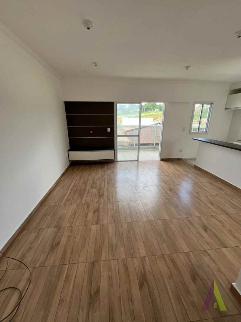 Apartamento com Varanda Gourmet em São Roque!