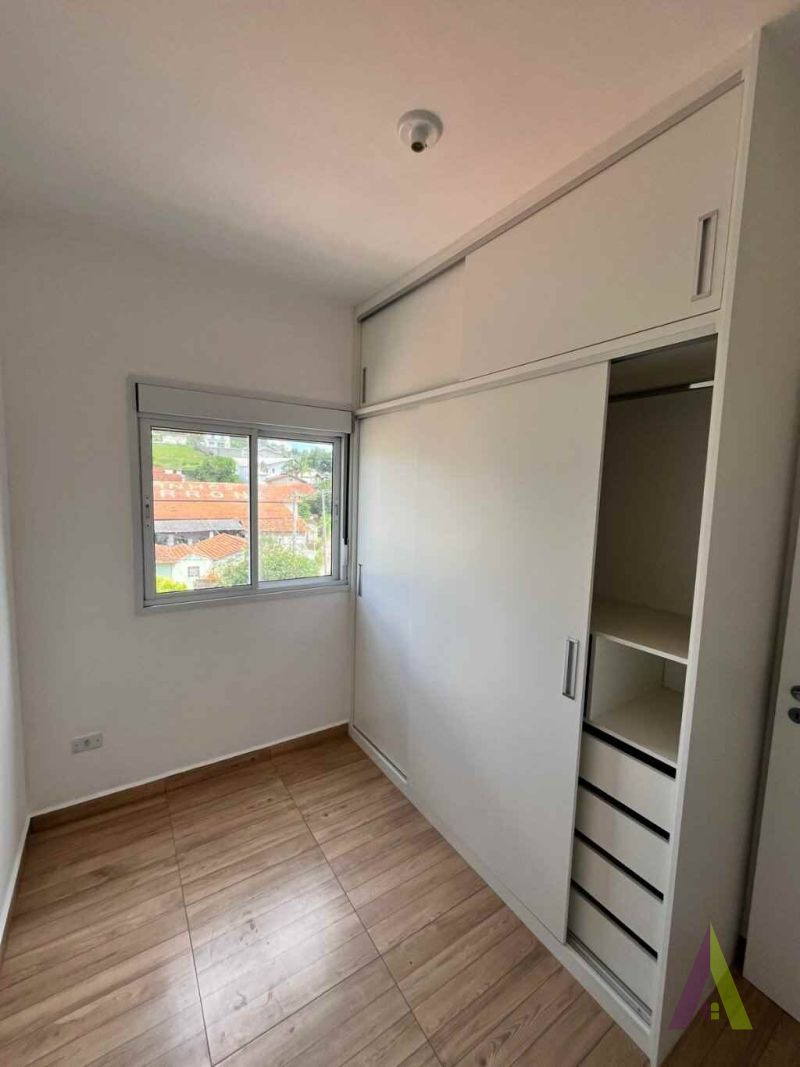 Apartamento com Varanda Gourmet em São Roque!
