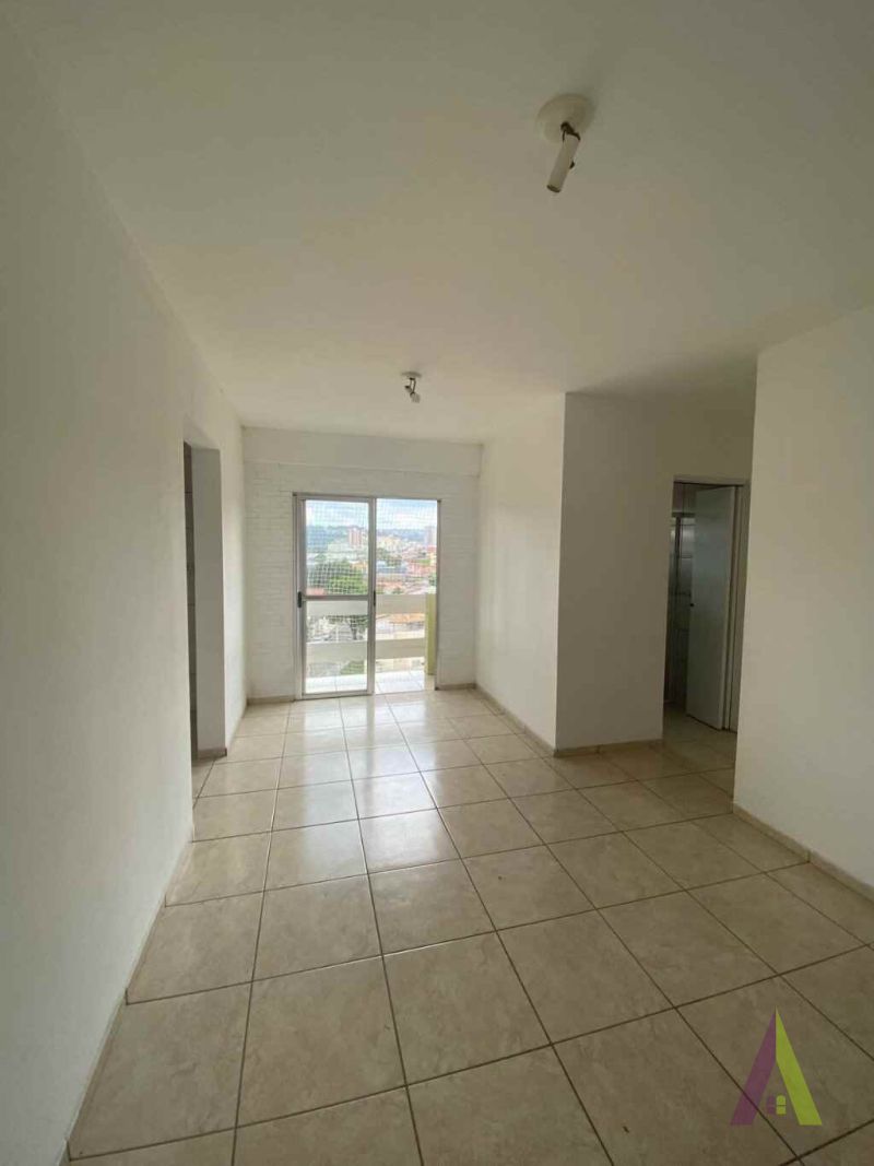 Apartamento Próximo ao Centro de São Roque! 