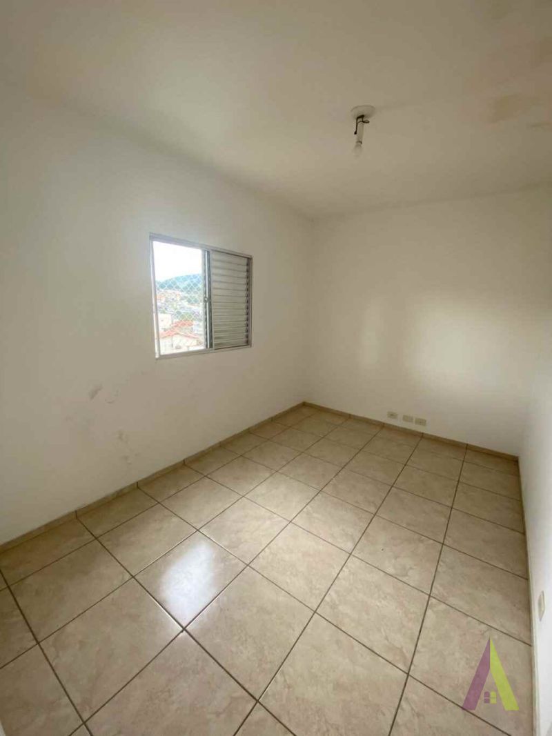 Apartamento Próximo ao Centro de São Roque! 