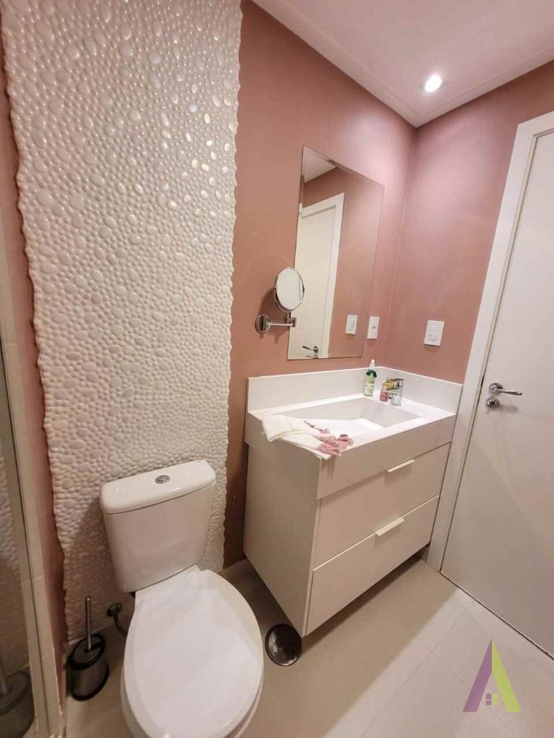 Apartamento em Condomínio Clube em São Roque! 