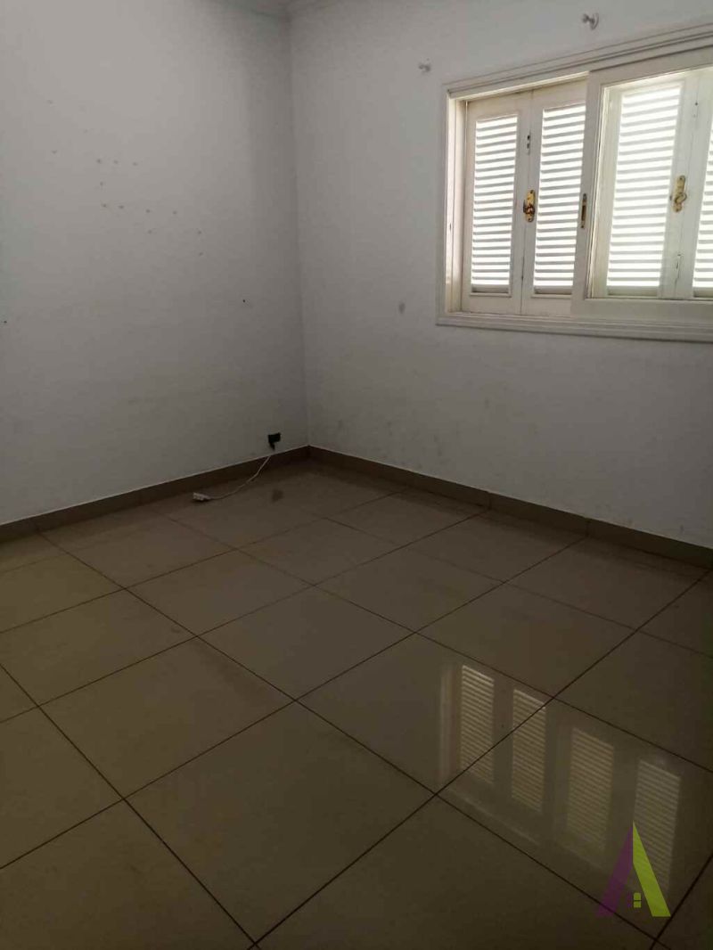 Casa Térrea Comercial em São Roque!