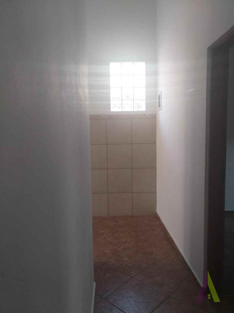 Casa com piscina e churrasqueira em São Roque!