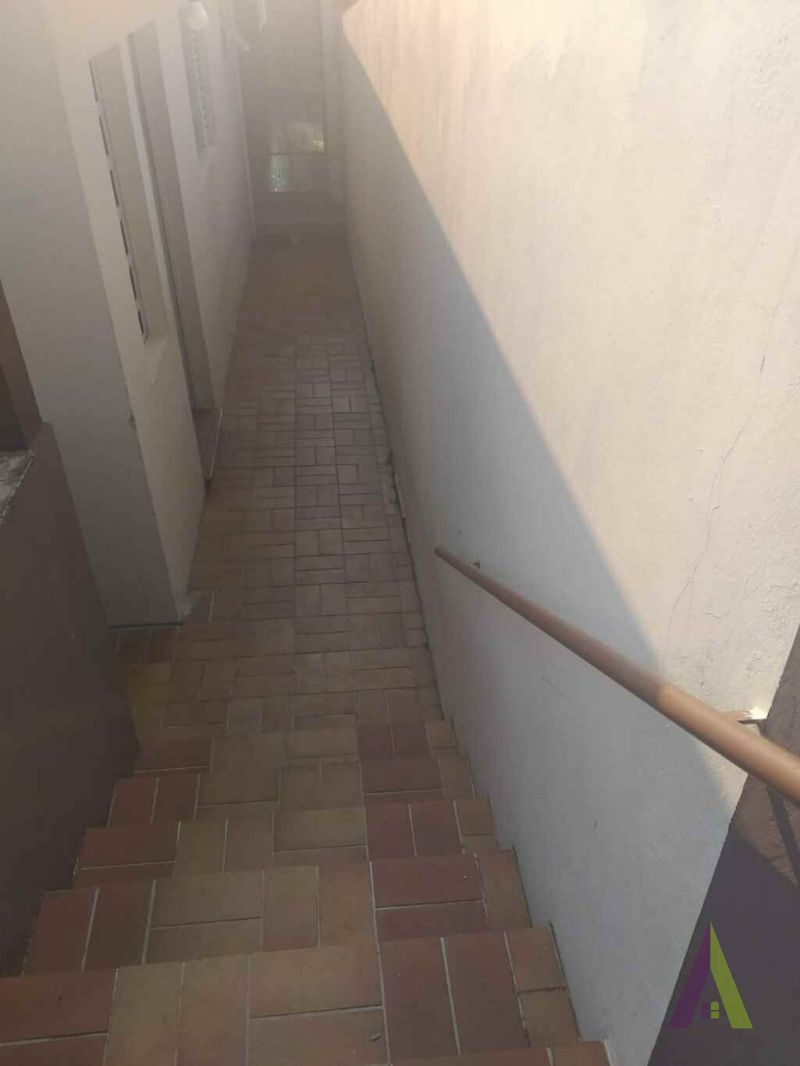 Casa com piscina e churrasqueira em São Roque!