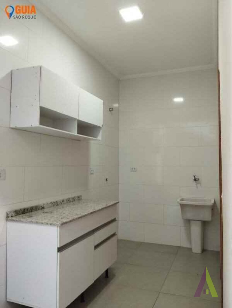 Sobrado Novo em Bairro Tradicional de São Roque! 