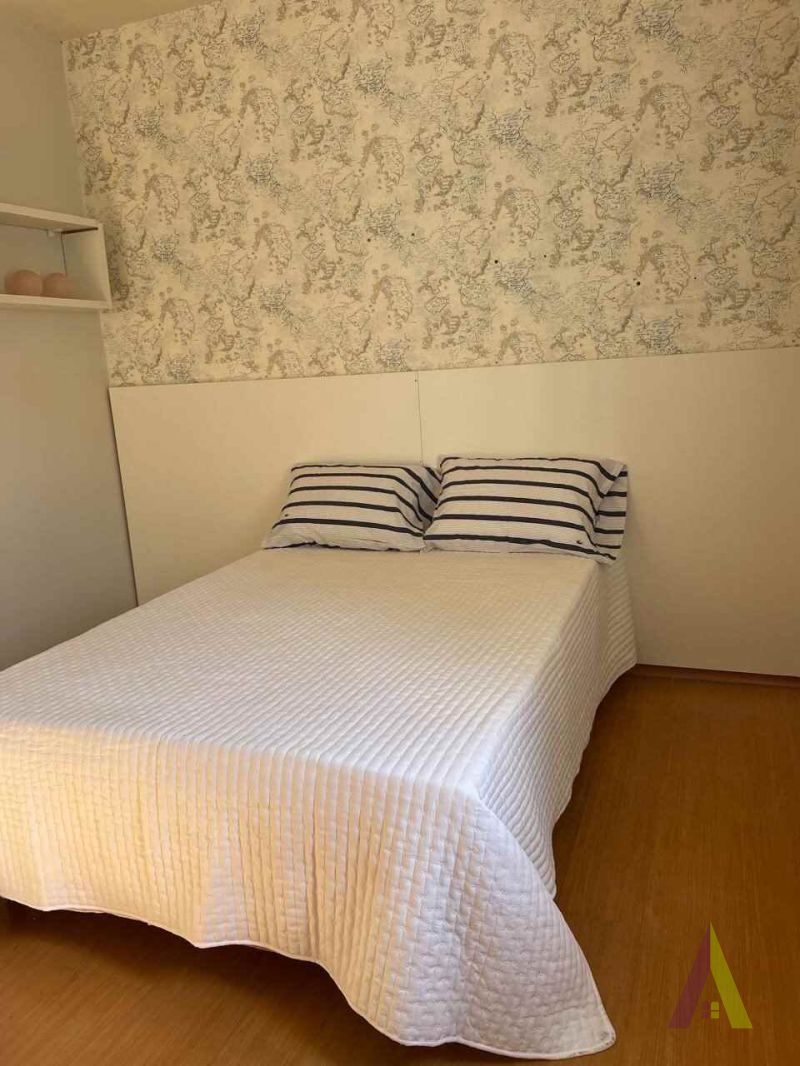 Casa Térrea em Bairro Tradicional em São Roque!