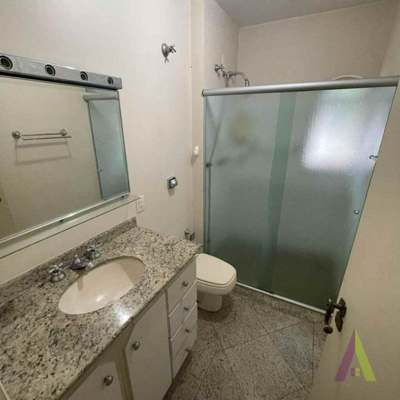 Casa TÃ©rrea com Quintal no centro de SÃ£o Roque!Â 