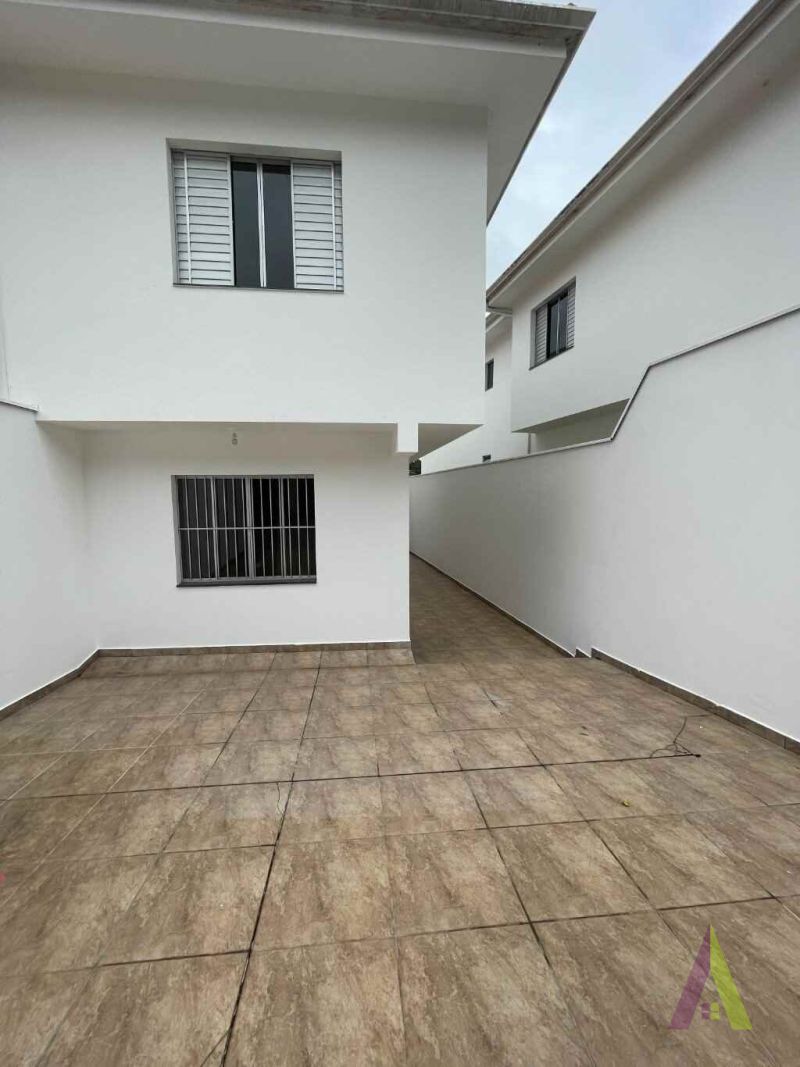 Sobrado no Centro de São Roque!