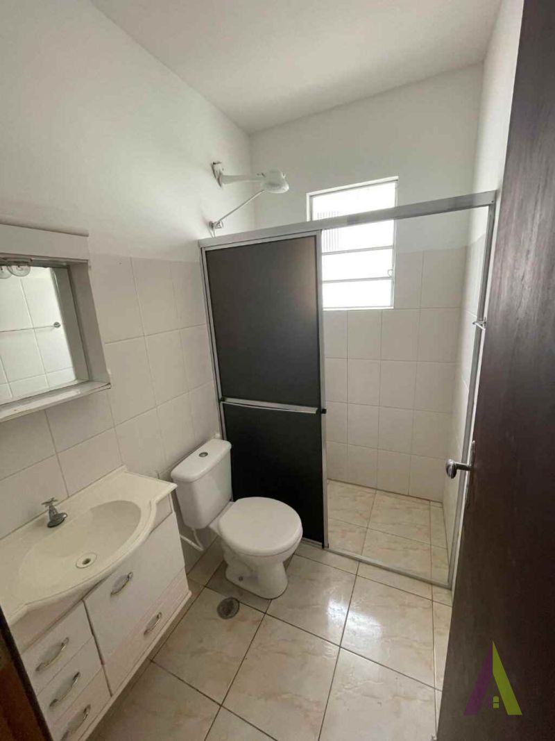 Sobrado no Centro de São Roque!