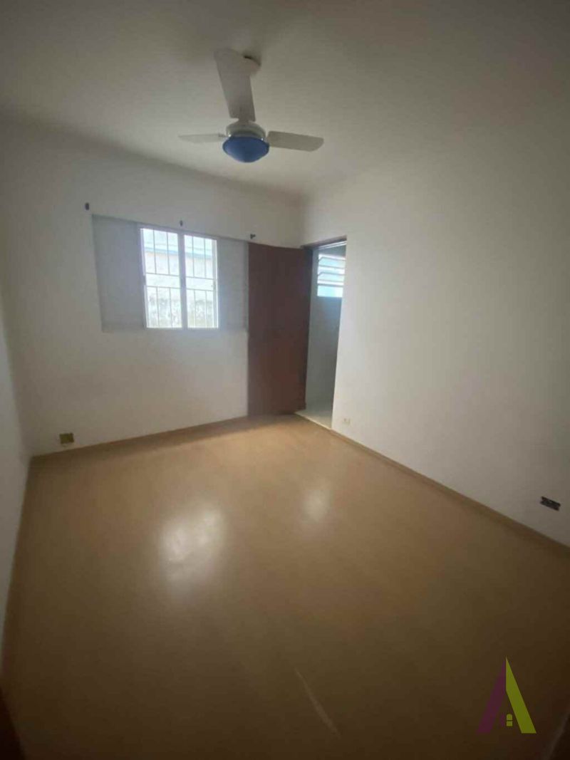 Casa em Condomínio Fechado de São Roque! 