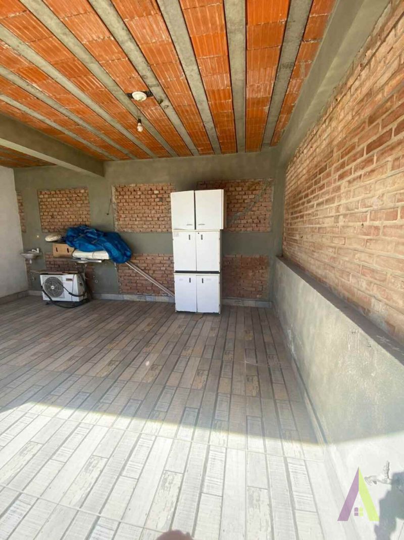 Casa em Condomínio Fechado de São Roque! 