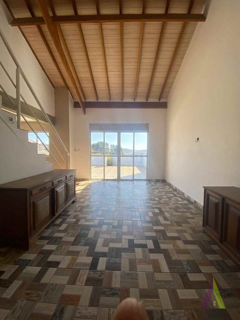 Casa em Condomínio Fechado de São Roque! 