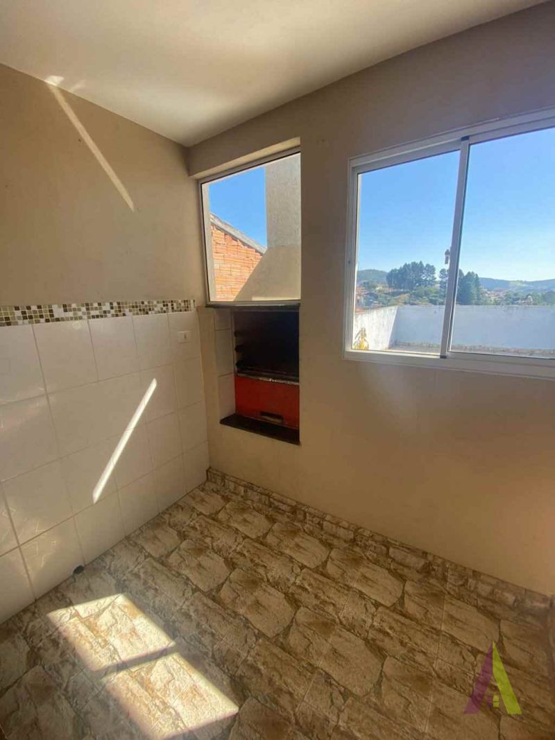 Casa em Condomínio Fechado de São Roque! 