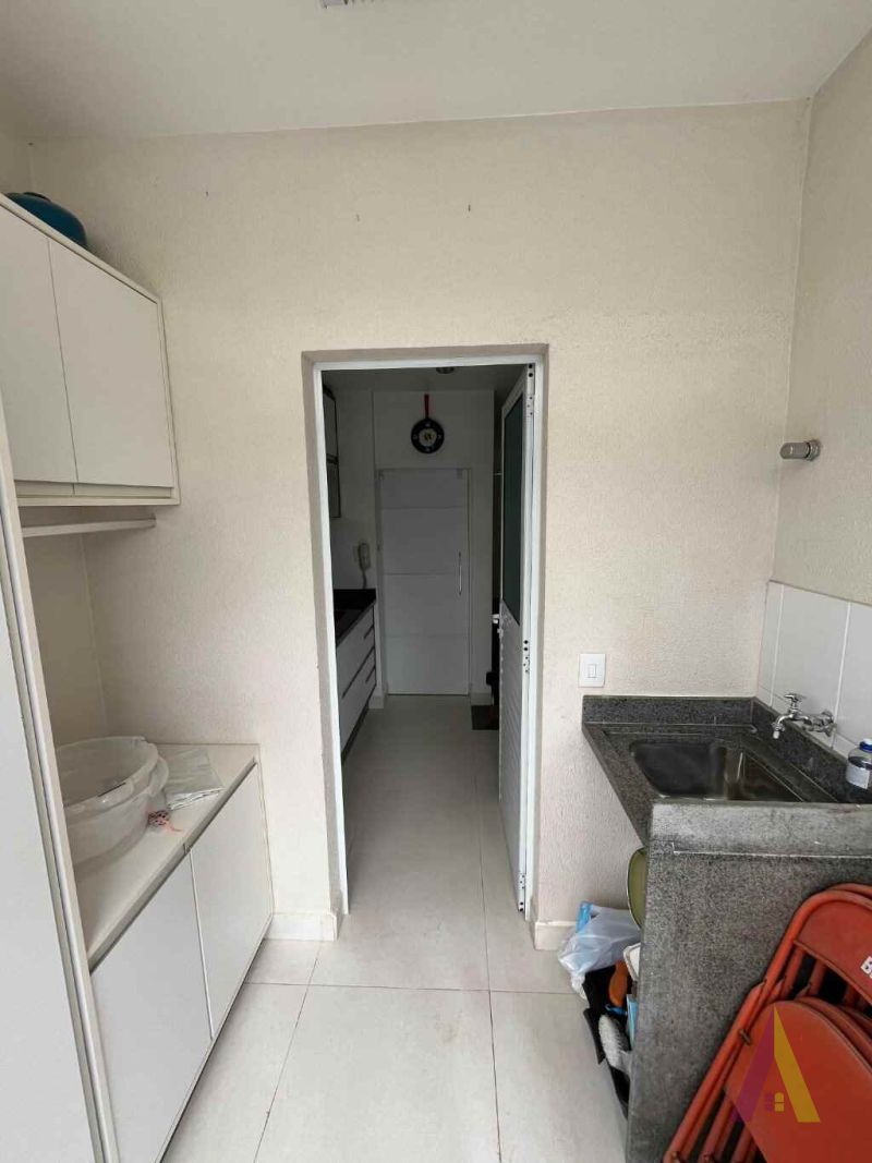 Casa em Condomínio Fechado Rica em Planejados de São Roque!