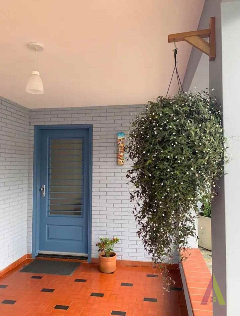 Chácara com 8.500 m² próximo a Estrada do Vinho em São Roque!  