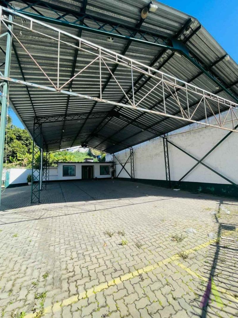  Ponto Comercial no Coração de São Roque!