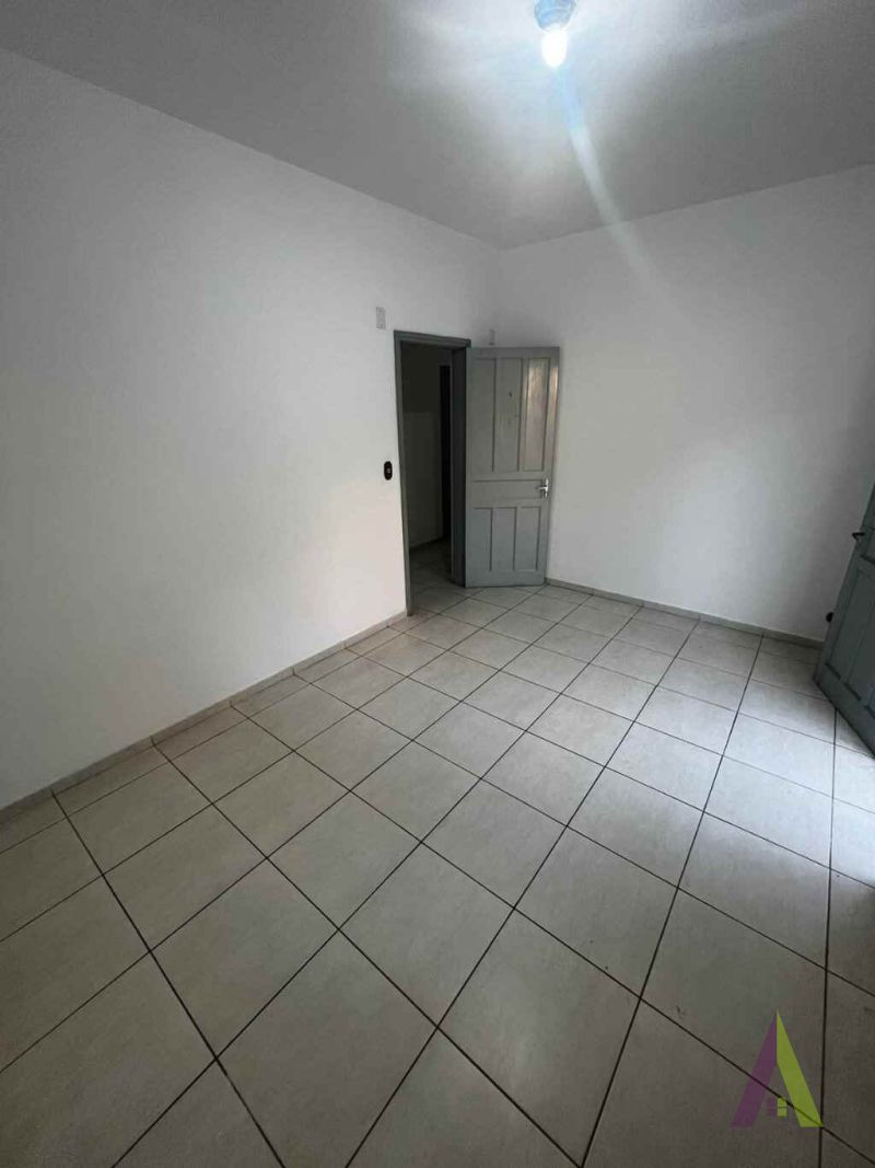Sala Comercial  no Centro de São Roque!