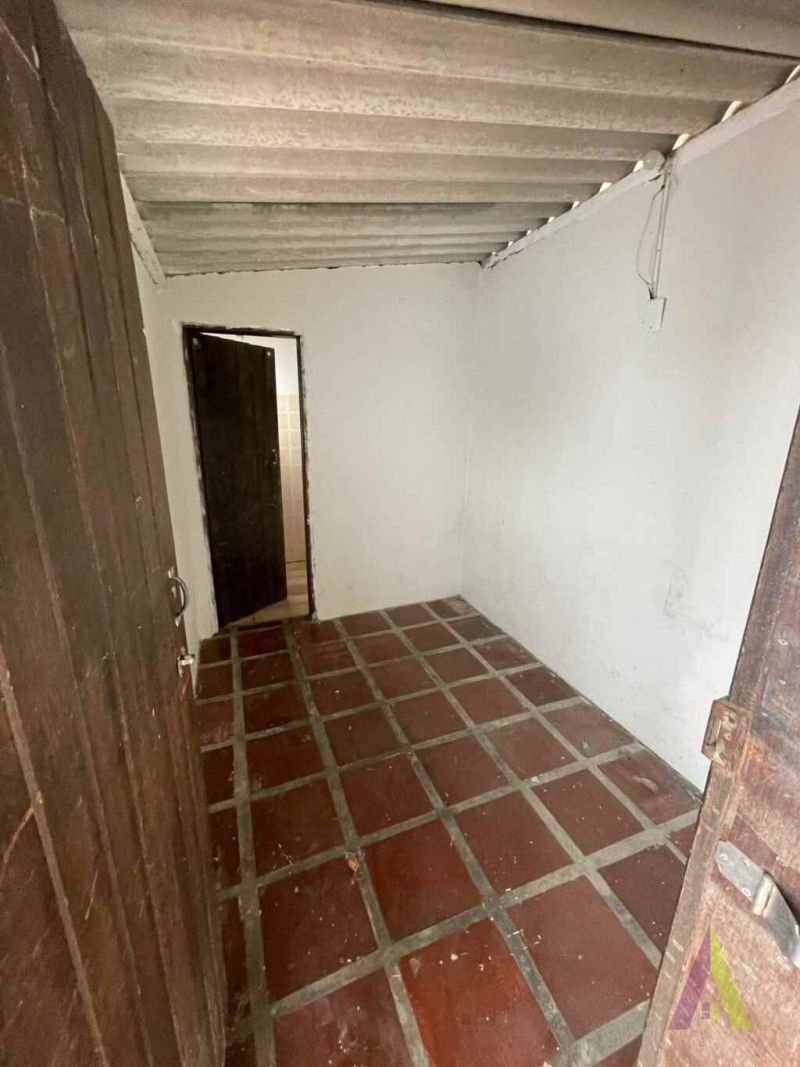 Sobrado com Edícula no Coração de São Roque!