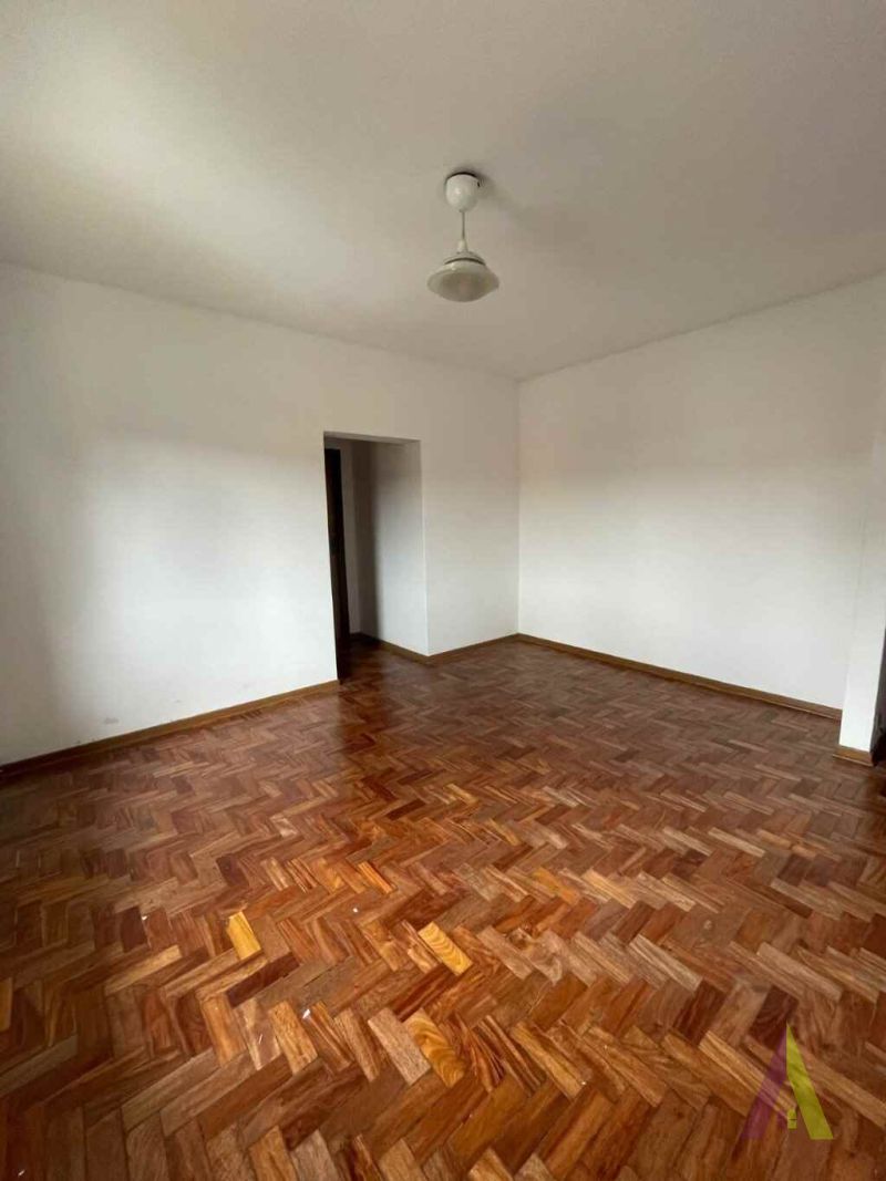 Sobrado com Edícula no Coração de São Roque!