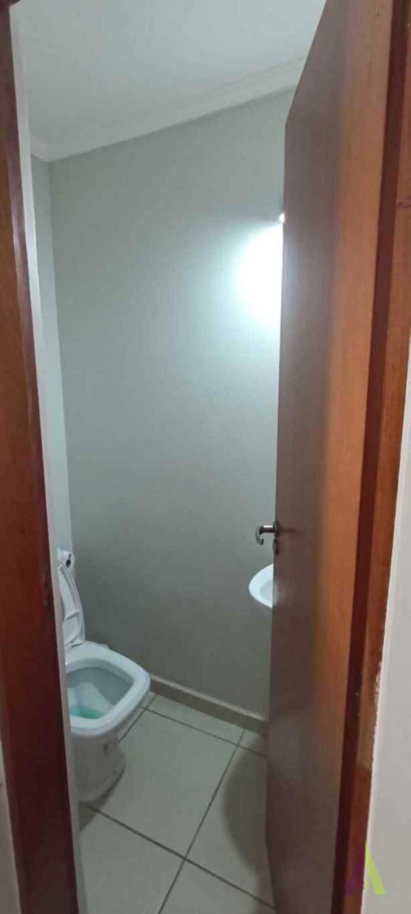 SOBRADO EM CONDOMÍNIO NA AV ESTRADA DA C...